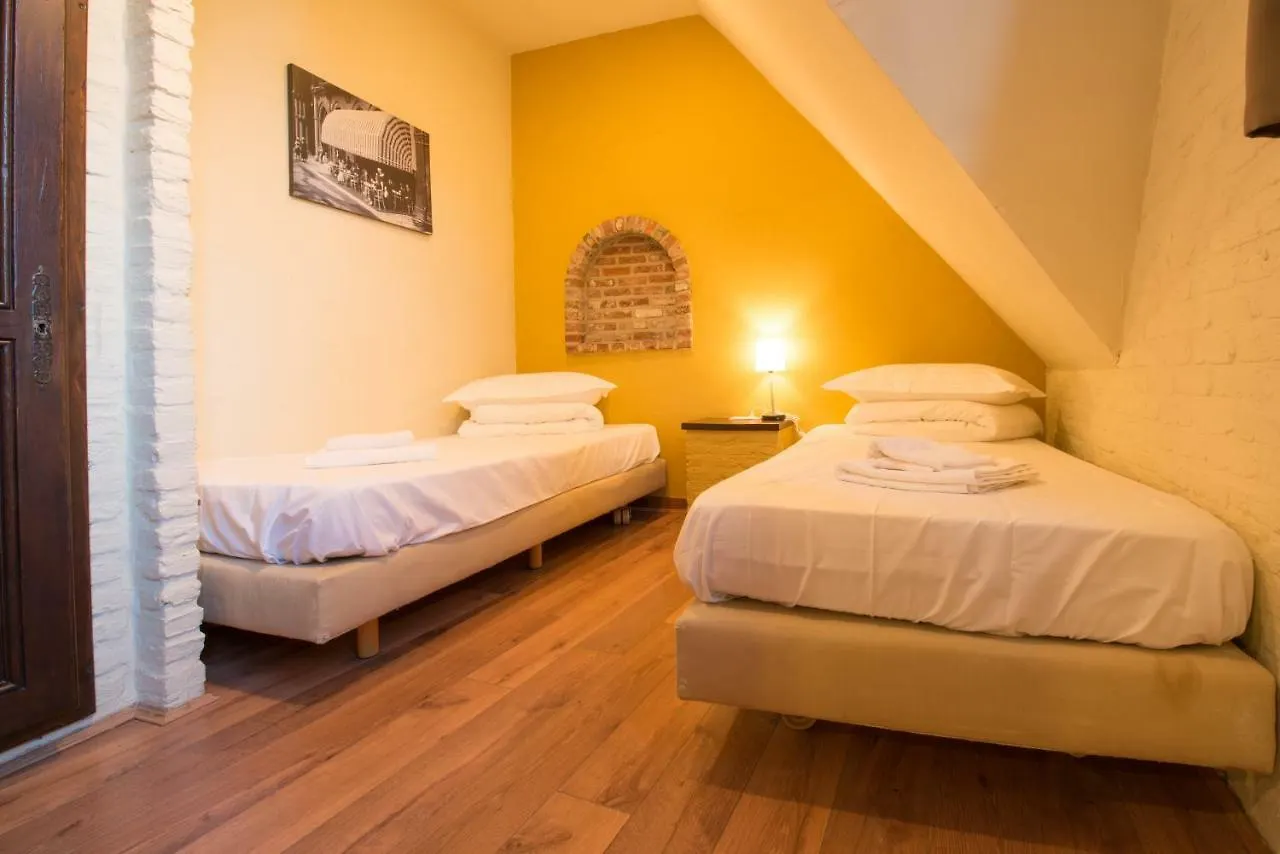 Hotel Leopold 브뤼헤